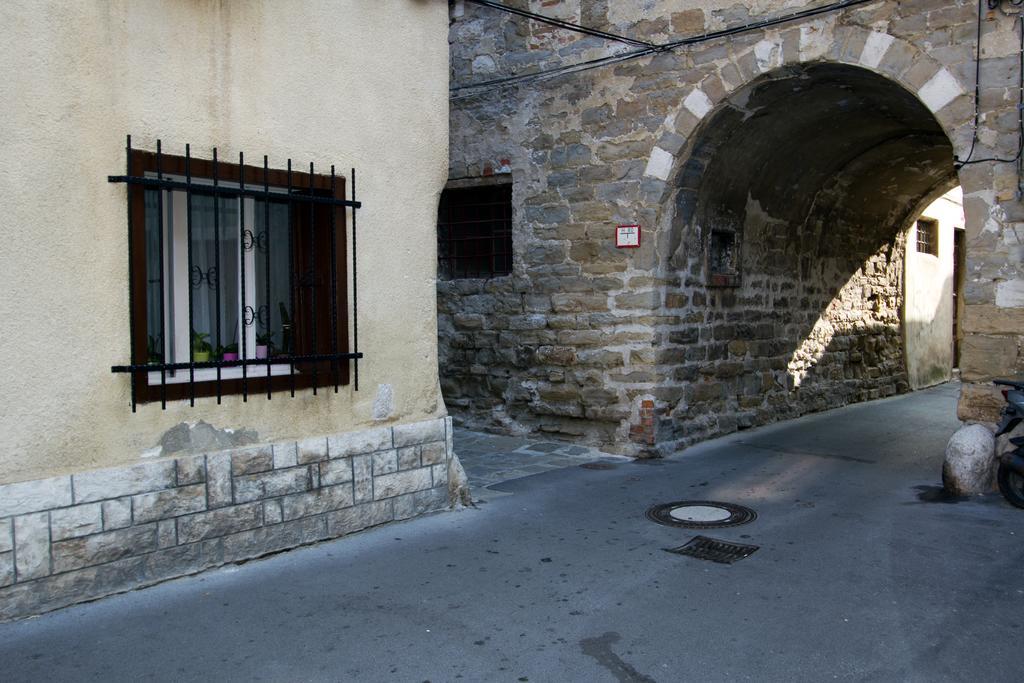 Apartment Perc Koper Exterior photo